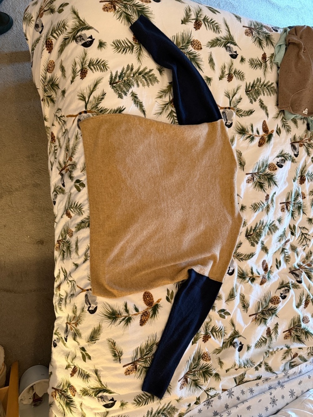 Vince Camuto Two-Tone Camel and Navy Crewneck Sweater - Picture 3 of 5
